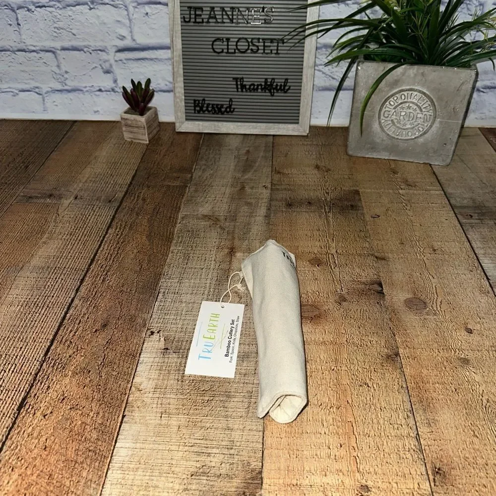 Tru Earth, Bamboo Cutlery Set New with tags